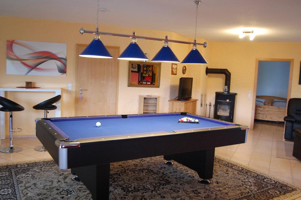 Ferienwohnung Zinn Rockeskyll Esterno foto