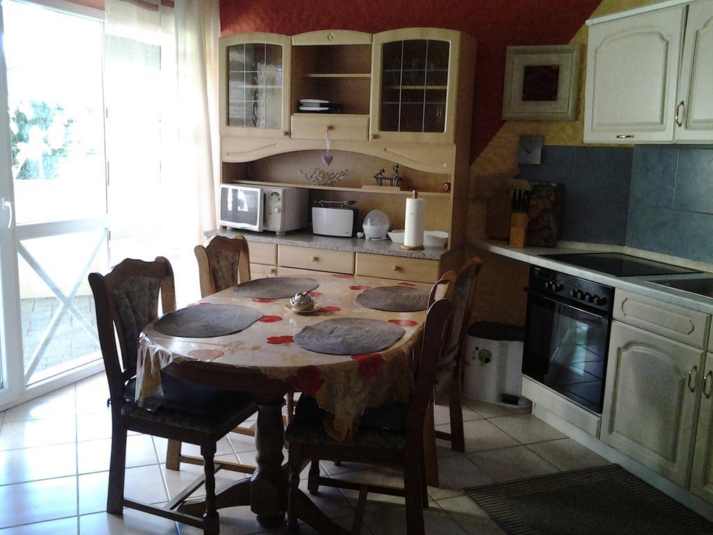 Ferienwohnung Zinn Rockeskyll Esterno foto